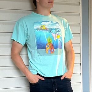 L SpongeBob SquarePants shirt
